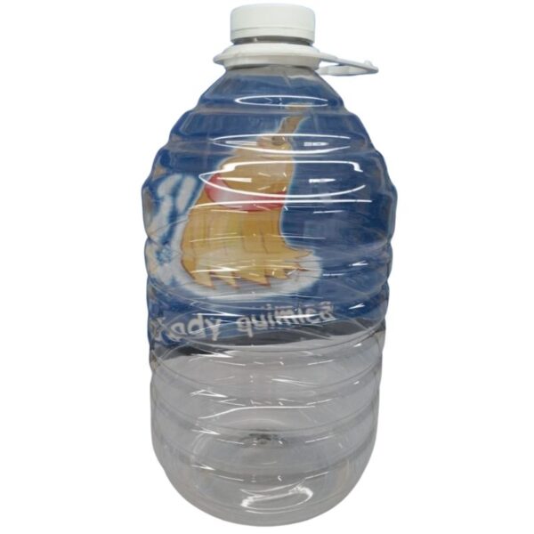 Agua destilada envase de 5 litros